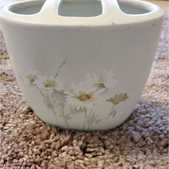 Ceramic floral toothbrush holder and cup set - Picture 1 of 2